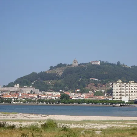Camping Parque De Campismo Orbitur 3*