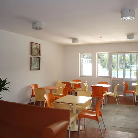 Parque De Campismo Orbitur Camping